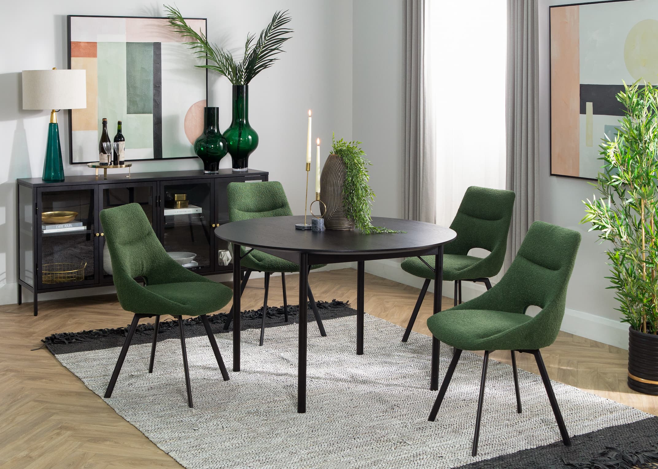 Easy living table on sale and chairs