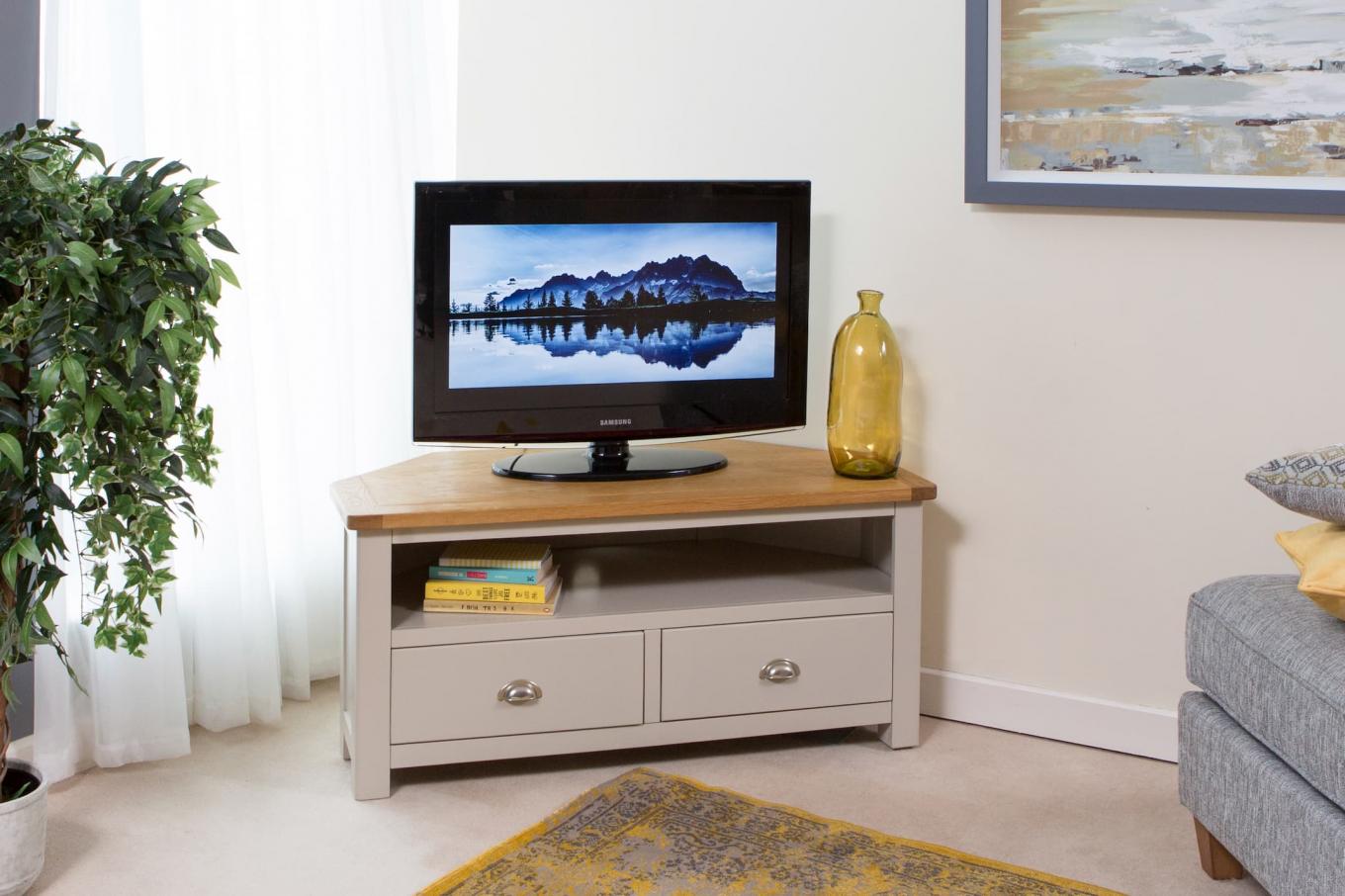 corner tv unit and coffee table